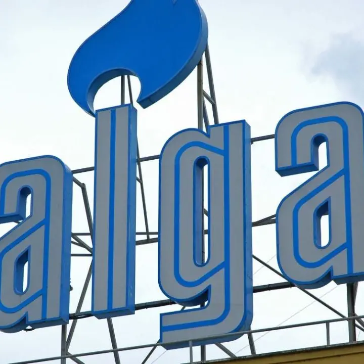 Fuga di gas a Vibo, Italgas: «Rete danneggiata da un'impresa durante lavori». Tecnici al lavoro per riparare il danno