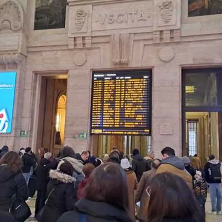 Treni in tilt per un guasto a Milano, pesanti ritardi e cancellazioni: coinvolta anche una Freccia con fermata a Vibo-Pizzo