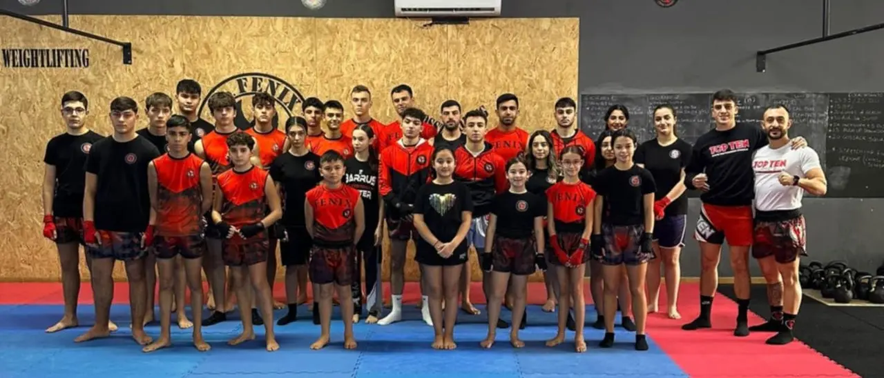 Kickboxing, alla Fenix Academy arriva il pluricampione del mondo Timothy Bos: «Ho trovato un bellissimo ambiente. Praticate questo sport»