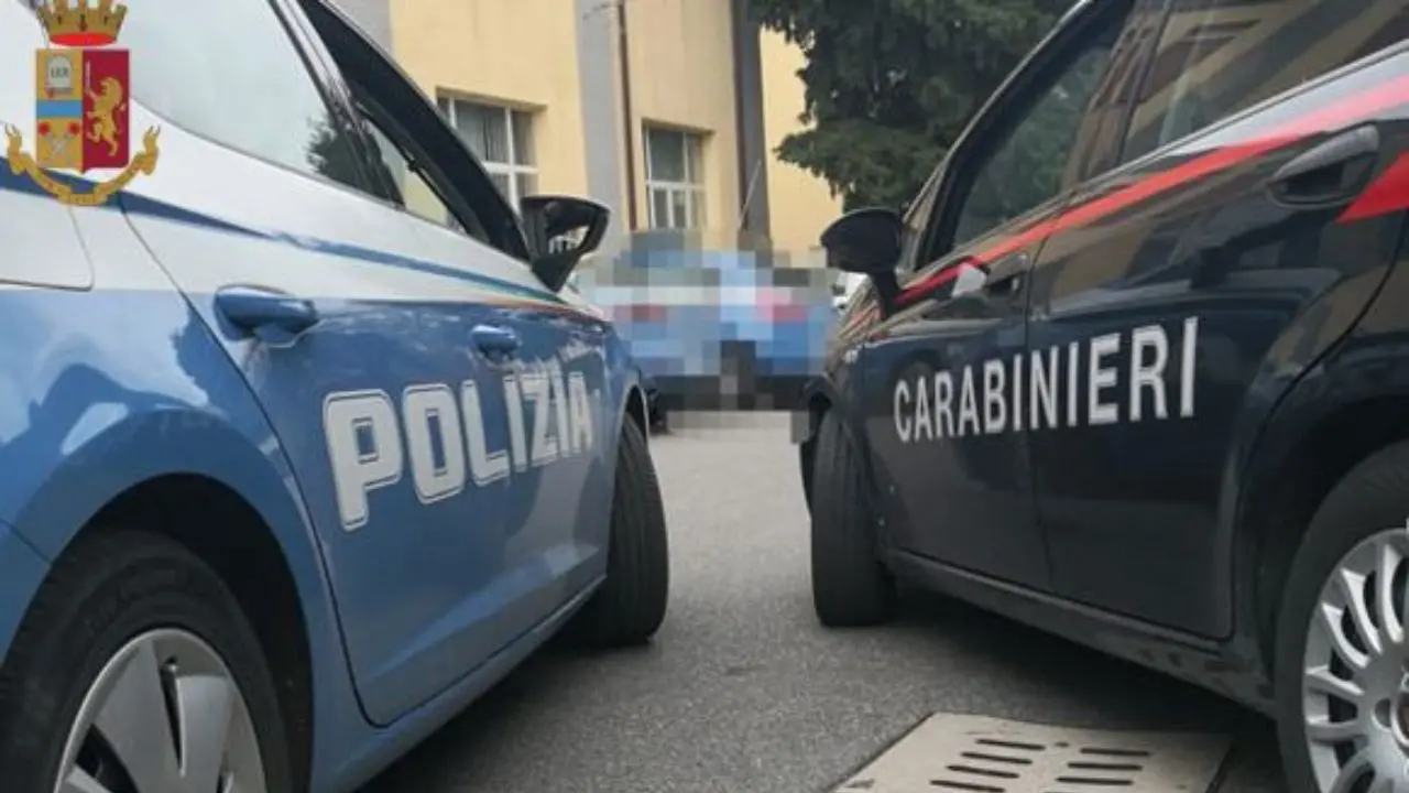 Cosenza, inseguito dalle forze dell’ordine per mezza città termina la sua fuga ai domiciliari\n