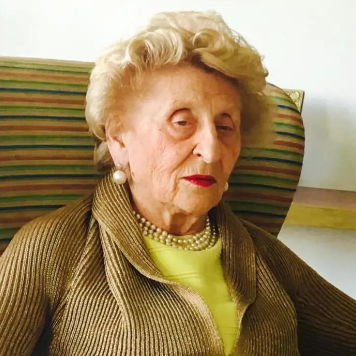 La storia di Maria Murmura Folino intrecciata con quella di Vibo: il profilo della “Signora dell’arte”