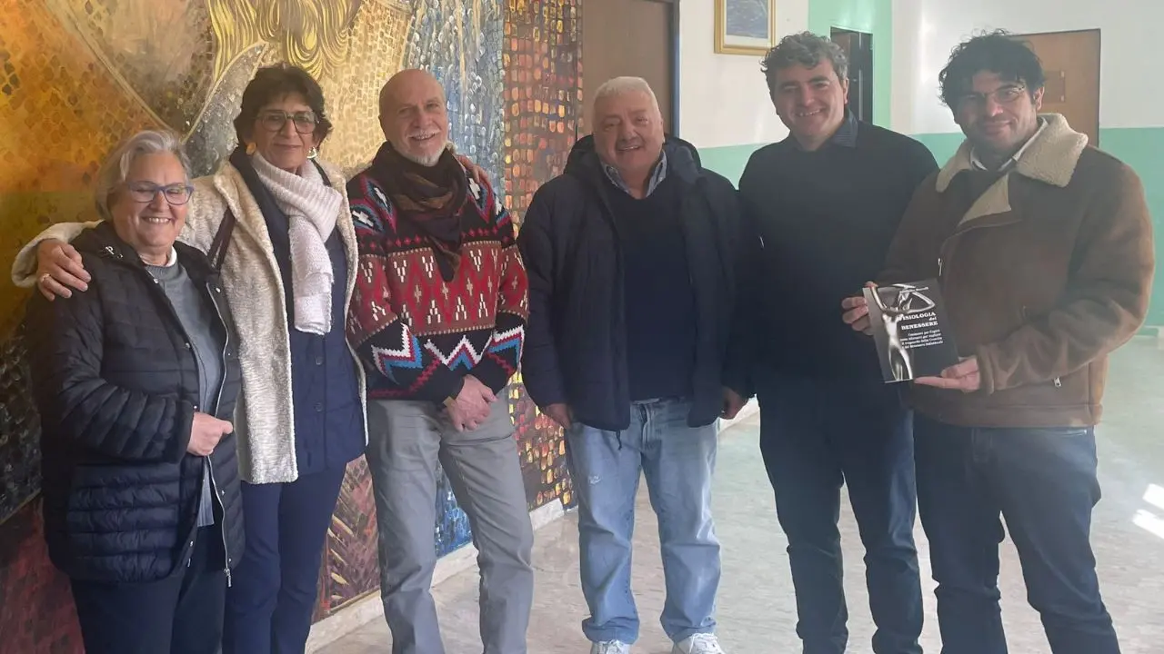 Il benessere degli adolescenti (e le loro domande) al centro dell'incontro promosso dalla Biblioteca \"Arena\" di Ricadi