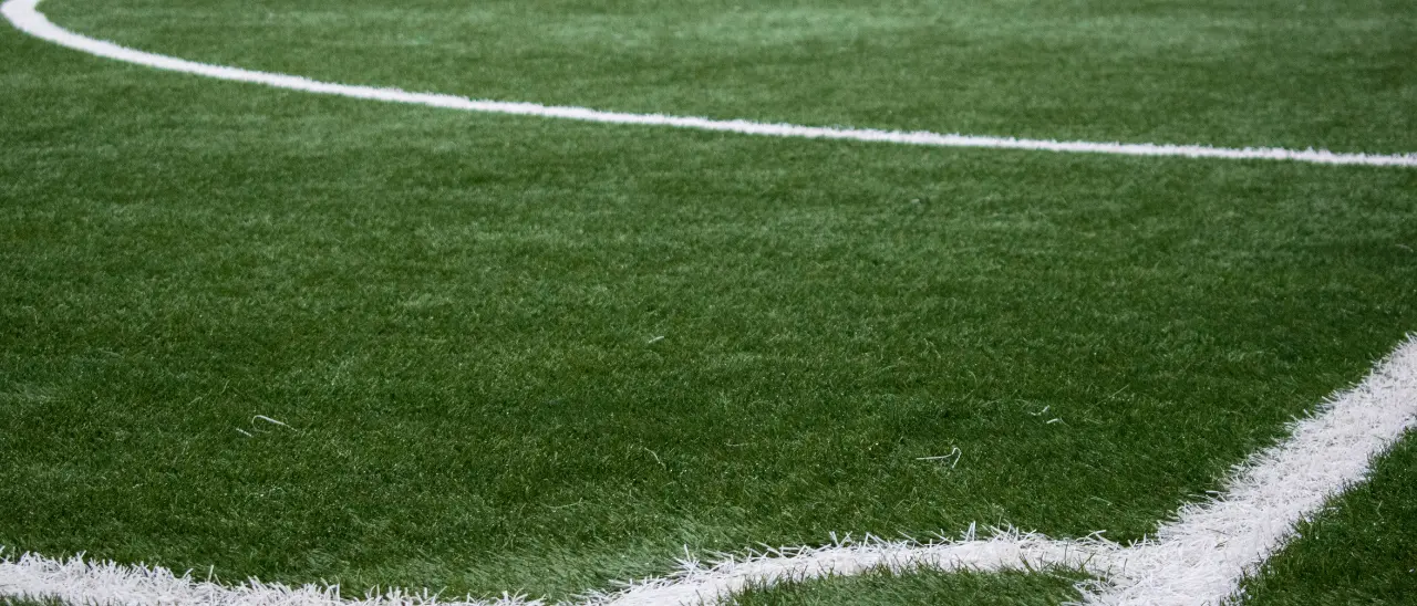 Consegnati i lavori del campo da calcio di Serra, interventi per 600mila euro: «Importante per il rilancio delle attività sportive»