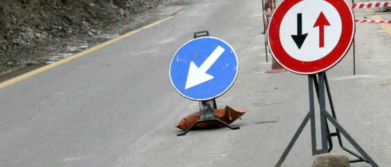 Capistrano, ordinanza di senso unico alternato sulla Sp 93 fino ad aprile per la messa in sicurezza delle barriere stradali
