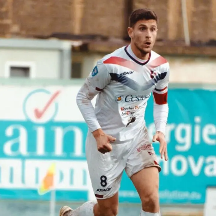 La Vibonese continua a correre e capitan Favo traccia la strada: «Dobbiamo rimanere lucidi e concentrati»