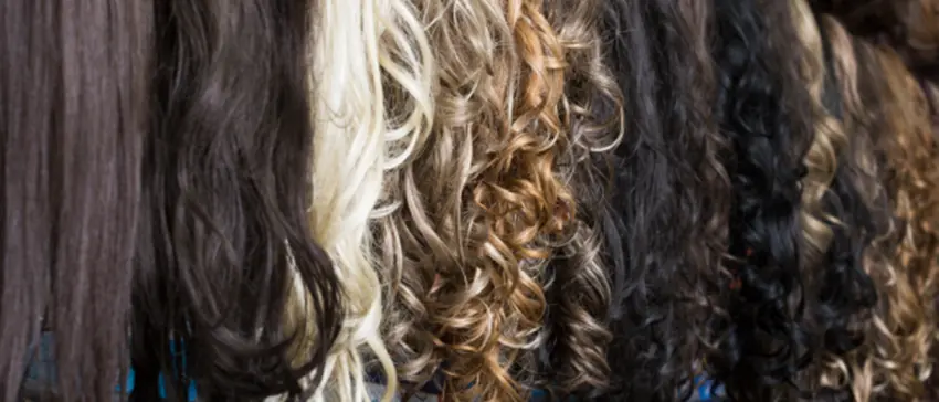 Parrucche per pazienti oncologici, dalla Regione fondi per l'acquisto: al Vibonese assegnati 8mila euro