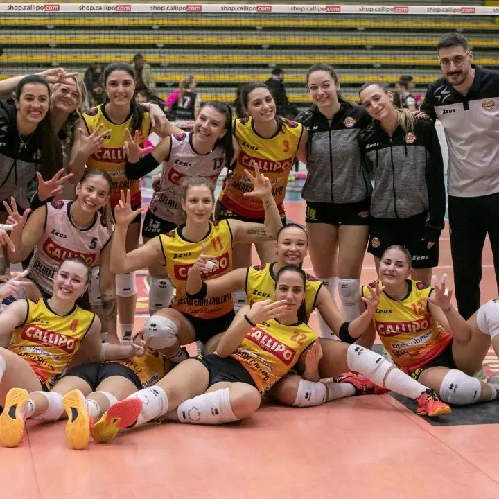 Volley, Tonno Callipo senza freni: battuta 3-0 Gioiosa Ionica, tredicesima vittoria e vetta consolidata