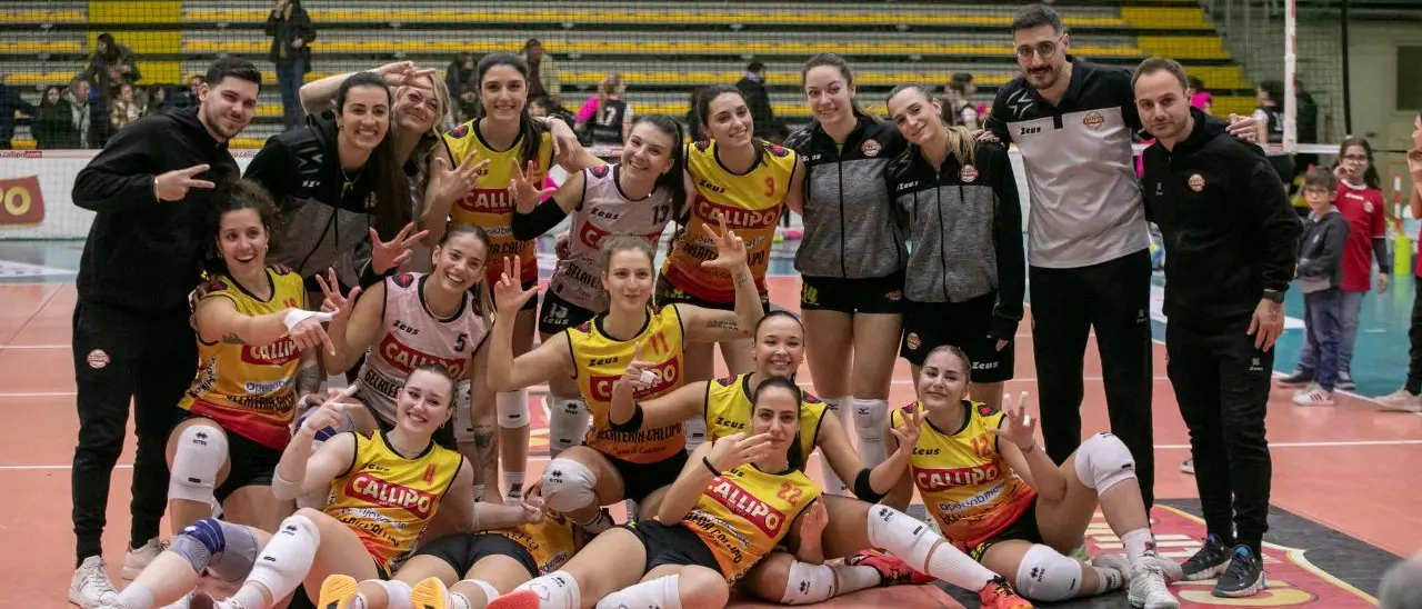 Volley, Tonno Callipo senza freni: battuta 3-0 Gioiosa Ionica, tredicesima vittoria e vetta consolidata
