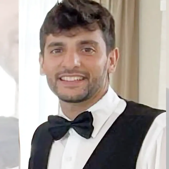 A Vibo Marina l'ultimo saluto a Raffaele Sicari, domani i funerali del 26enne morto a Siracusa dopo un incidente sul lavoro