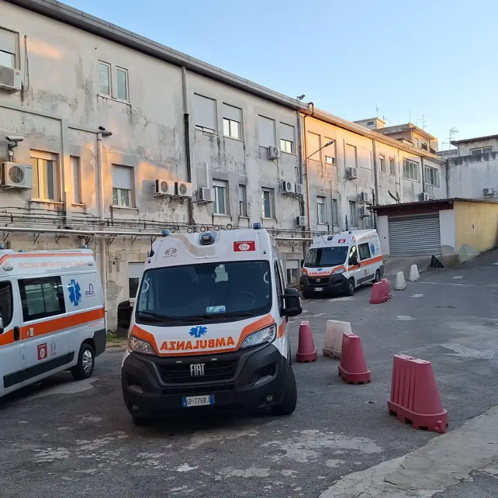 A Catanzaro va deserto l’avviso per i medici del 118, Ferrari (Smi):\u00A0«Una vergogna. Servono riconoscimenti\u00A0economici\u00A0e di carriera»\n