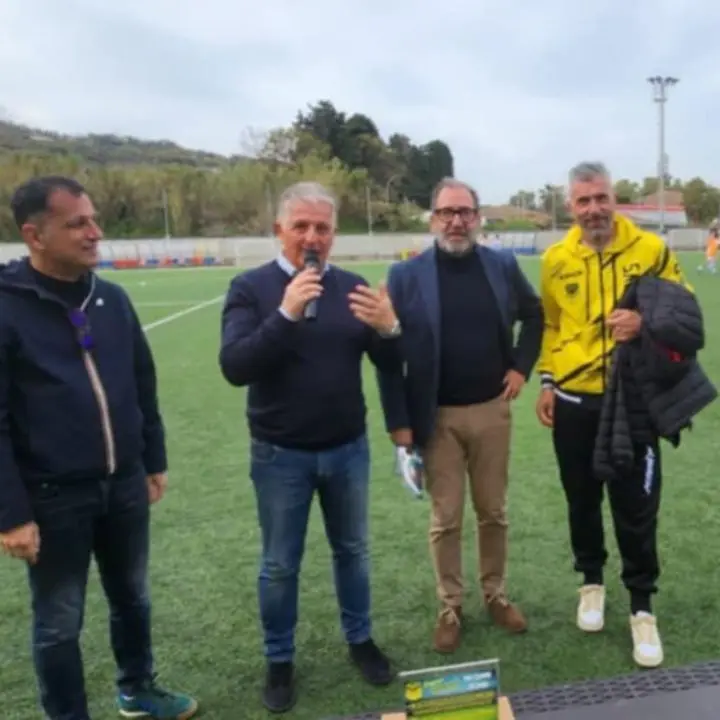 Bulldog Vibo, Under 15 e Under 17 staccano il pass per i campionati regionali. Il tecnico Blandino: «Grande gratificazione»