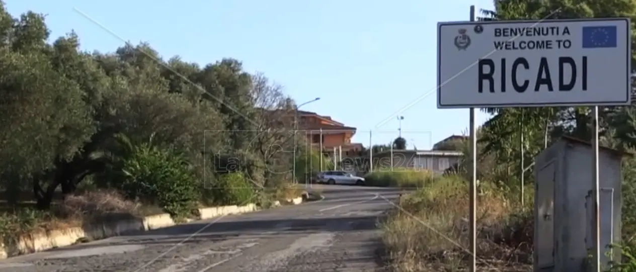 Viabilità colabrodo nel Vibonese, il Comitato Strada del mare scrive a Salvini e denuncia: «Vere e proprie mulattiere, da terzo mondo»