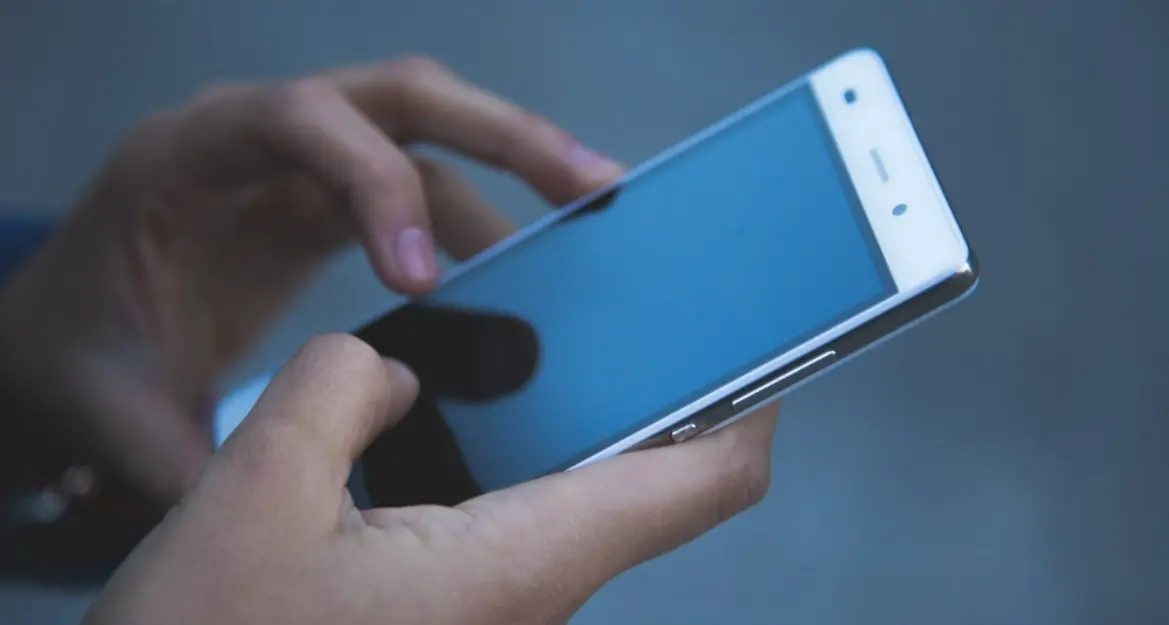 Le compagnie telefoniche potranno aumentare le tariffe automaticamente