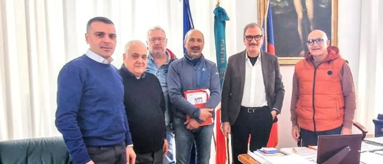 Sanità in affanno, l’Usb incontra il sindaco Romeo: «A Vibo spesa pro capite di 128 euro, in Lombardia 2.200»