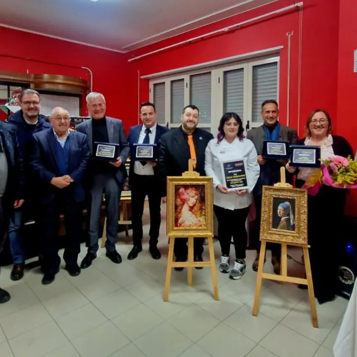 Trimuli sogni all'alba, presentato a Tropea il libro di Anna Grillo: «Così racconto la forza di donne senza tempo»