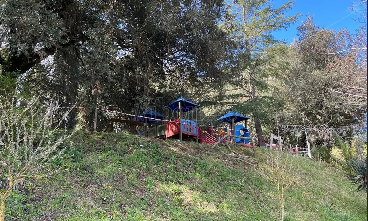 «Il Parco delle Rimembranze sprofonda nel degrado», la denuncia di Rifondazione Comunista Vibo