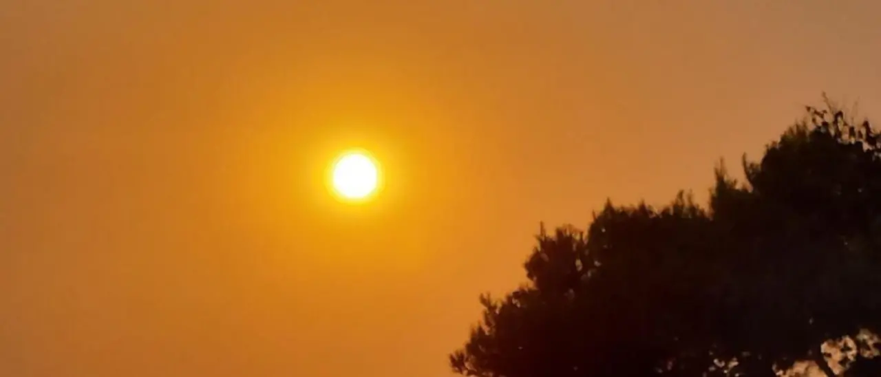 Meteo della settimana, fino a 28 gradi nell’entroterra vibonese. Ma la sabbia del deserto renderà il cielo lattiginoso