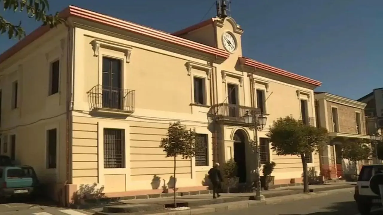 Filadelfia, il Comune sposta la data della storica Fiera di San Francesco di Paola per «incentivare l'economia locale»