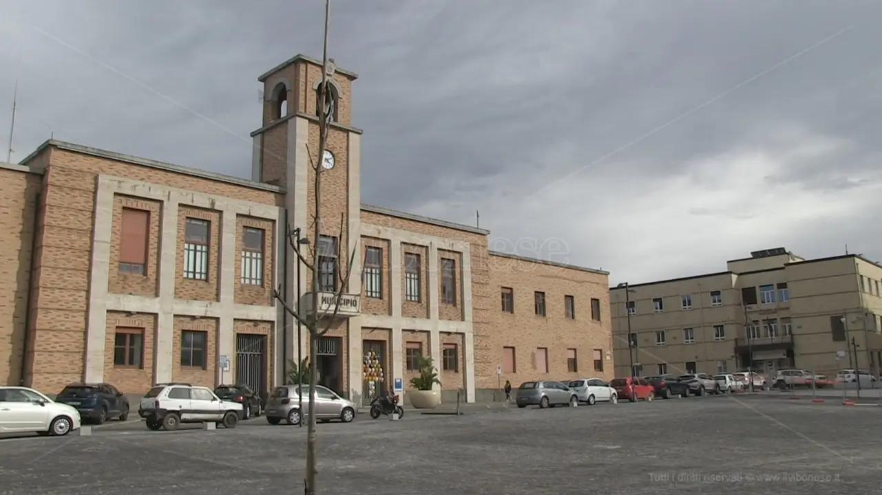Vibo, piazza Municipio diventa area pedonale h24 per tutti i giorni dell'anno: ecco le nuove regole