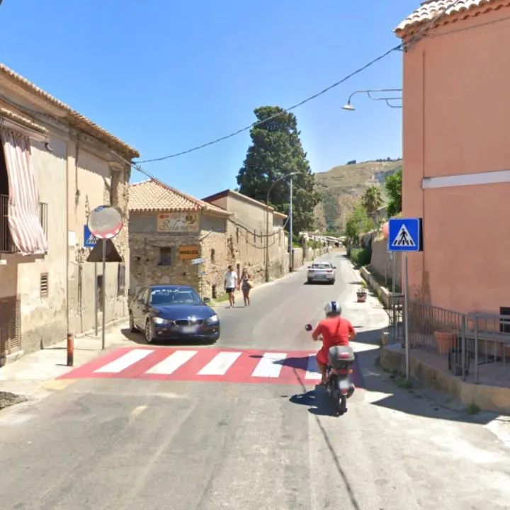 Tropea, via Carmine al buio da quasi un mese. Piserà: «Fatto gravissimo che mette a rischio la sicurezza dei cittadini»