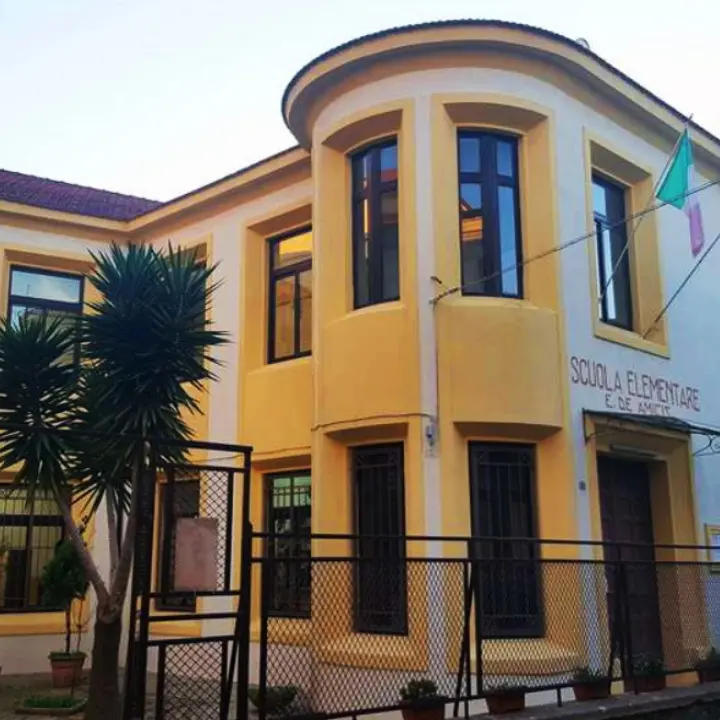 Salva la tua lingua locale, la scuola De Amicis di Vibo conquista la menzione d'onore nell'ambito del progetto targato Unpli