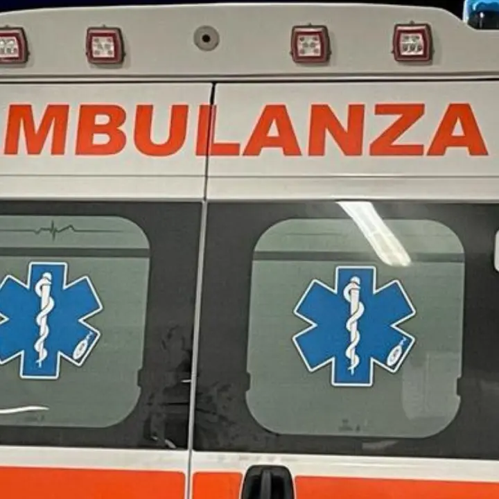 Muore in auto mentre fa manovra: tragedia nel centro di Vibo