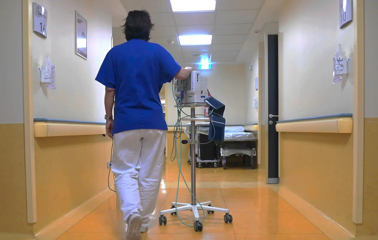 Mlano, Ospedale Policlinico, Padiglione Monteggia Infermieri in Corsia