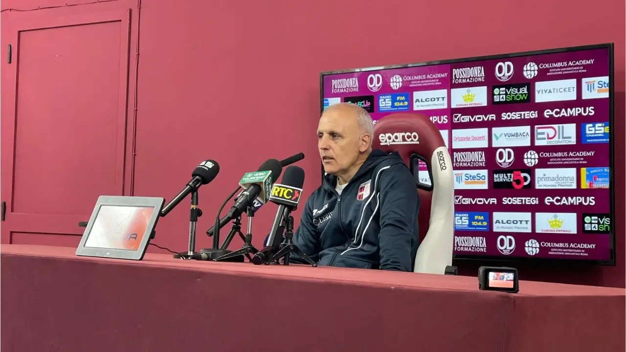 Serie D, la Vibonese rimontata (2-1) nel derby contro la Reggina. Facciolo: «Ci è mancata lucidità, ma il nostro è stato un bel gioco»