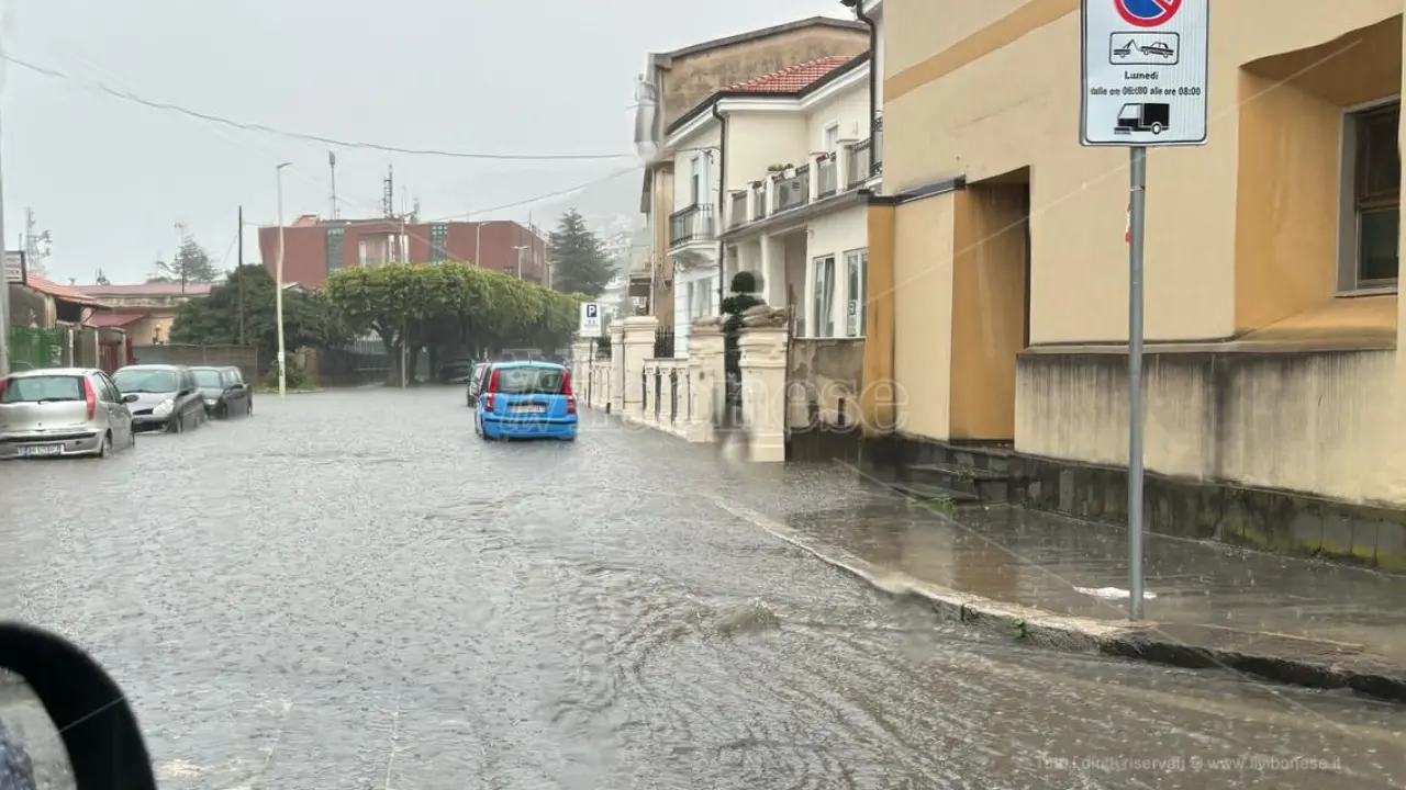 Maltempo, a Vibo Marina caduti 63 mm d'acqua. Previsto un miglioramento anche se domani continuerà a piovere