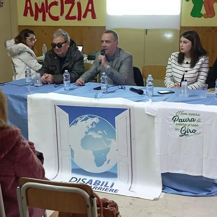 Stop al bullismo, il dibattito a San Costantino: focus sul ruolo della scuola e quello delle famiglie