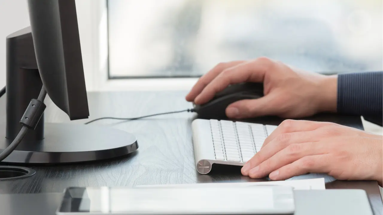 Server in tilt nei laboratori di analisi vibonesi, il Nursind all'Asp: «Il problema persiste da 9 giorni, quanto bisogna aspettare ancora?»