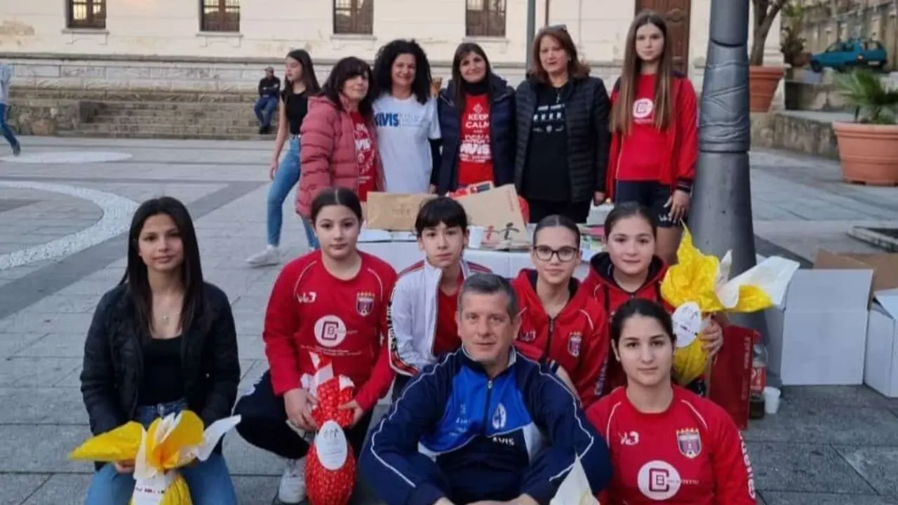 Donazione del sangue e solidarietà, le giovani calciatrici del Soriano al fianco dell'Avis territoriale