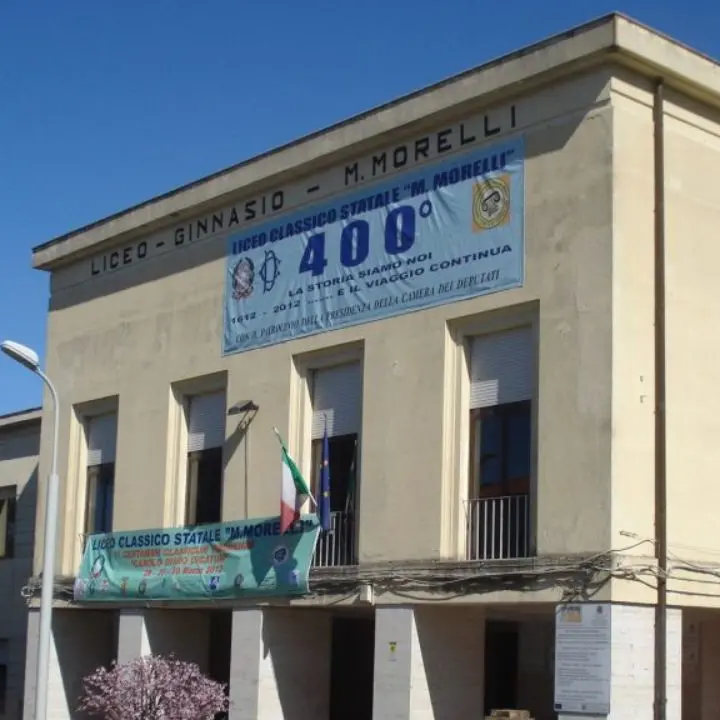 Edilizia scolastica, la Provincia incassa un milione di euro per lavori a Vibo, Serra e Pizzo: ecco in quali istituti\n