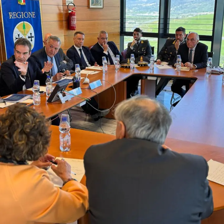 Tutela del mare: dalla Regione gps, droni e radar per monitorare sversamenti e scarichi abusivi dopo l’estate 2024 da dimenticare