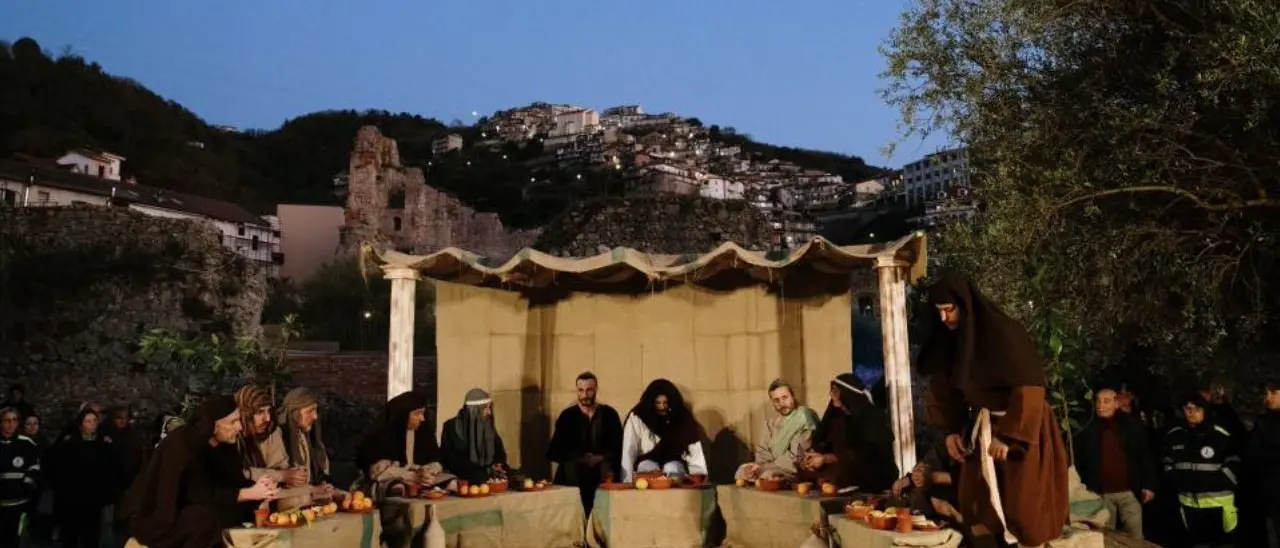 Soriano, grande partecipazione per la Passio Christi: «La valorizzazione del territorio passa anche da questi eventi»