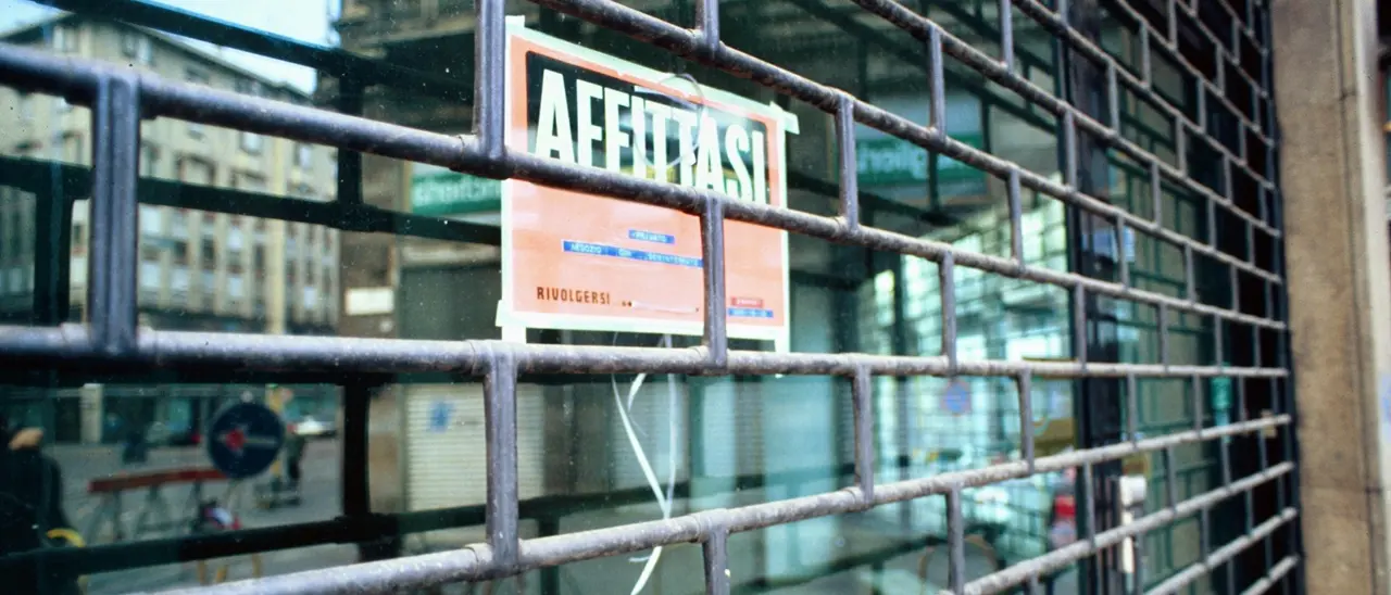 Farmacie raddoppiate e negozi chiusi, a Vibo in dodici anni sparito il 20% degli esercizi commerciali