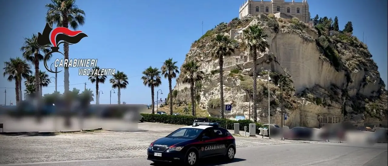 Rissa in pieno centro a Tropea: i carabinieri denunciano 5 persone tra cui 4 minori