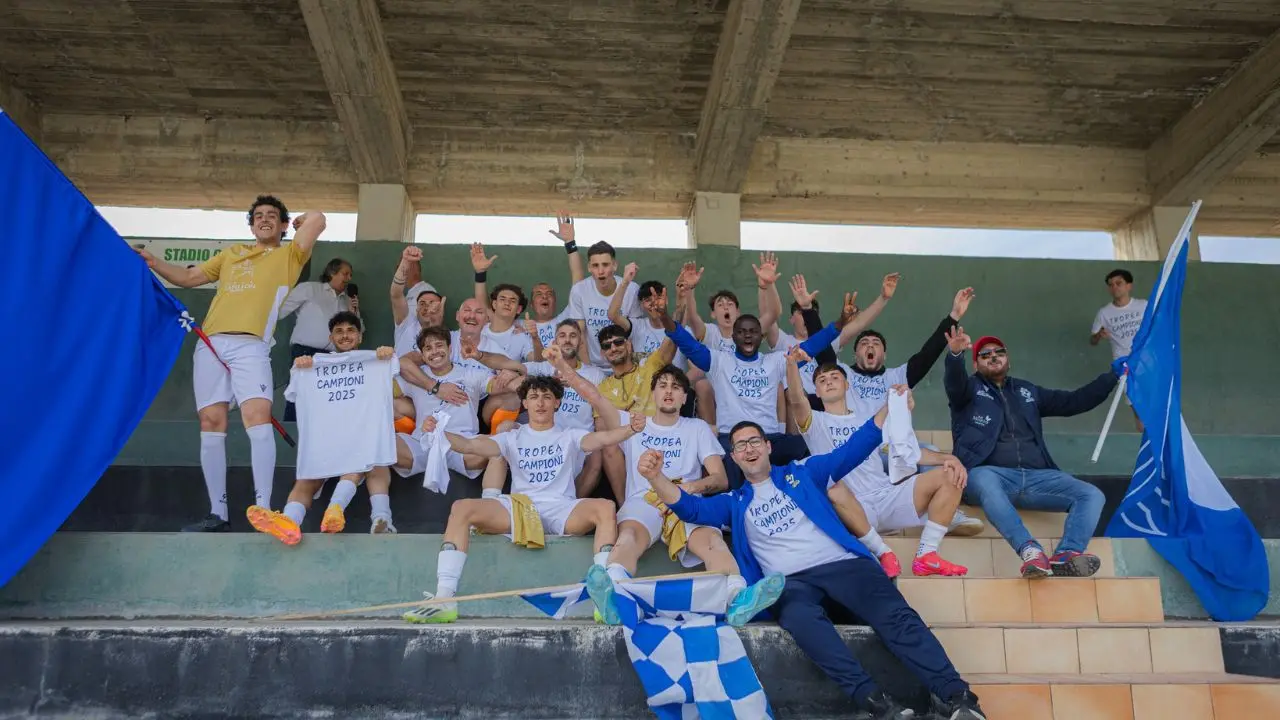 Terza Categoria, il Tropea si laurea campione dopo la vittoria sul Comprensorio Vibonese. Zungrese e Asd Melito, continua la lotta per il secondo posto