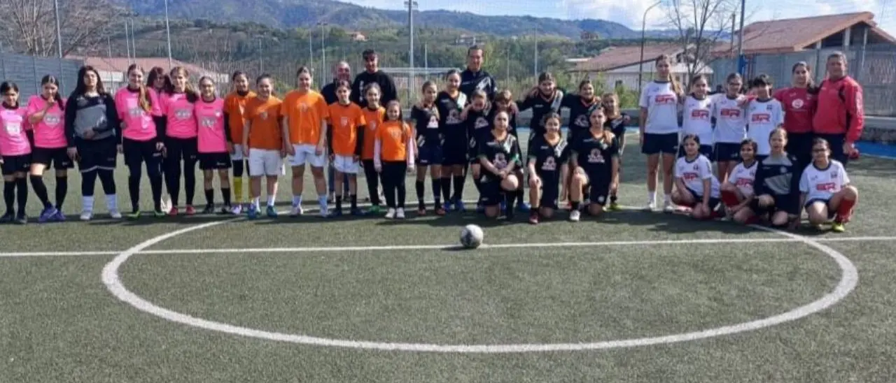 Soriano, successo per la giornata di promozione del calcio femminile. Mister Raffaele: «Crescita sportiva passa anche da questi eventi»