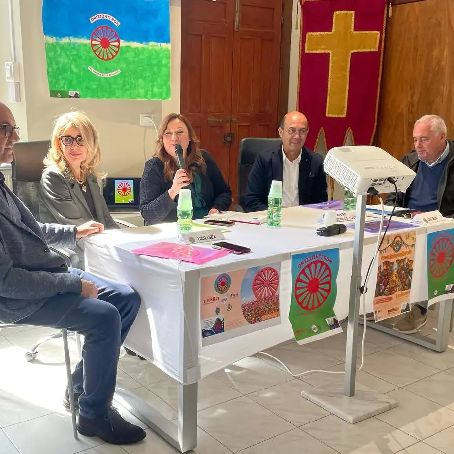 Mileto, nella Casa della Cultura il bilancio del progetto d’integrazione sociale “Orizzonti Rom: tra memoria, arte e resilienza”