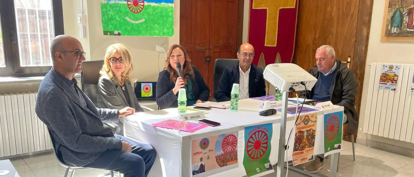 Mileto, nella Casa della Cultura il bilancio del progetto d’integrazione sociale “Orizzonti Rom: tra memoria, arte e resilienza”