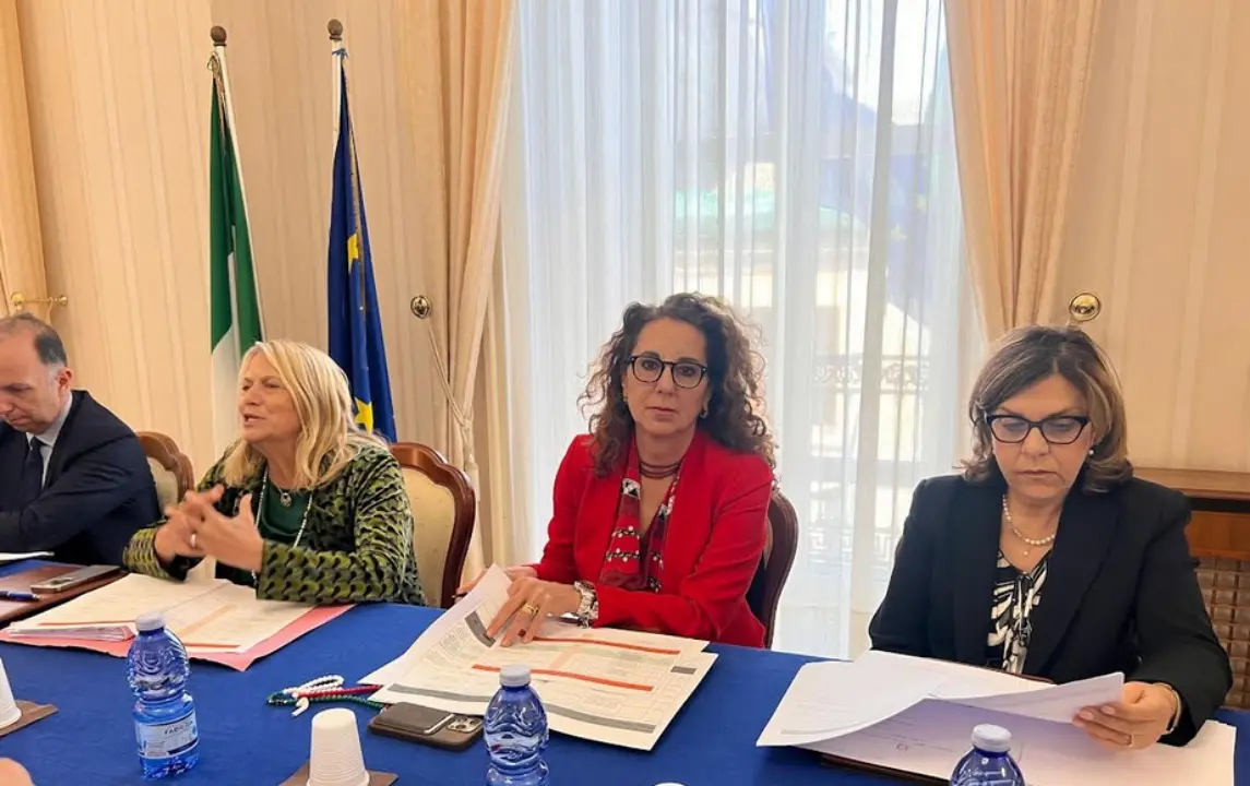 Da beni confiscati alla ‘Ndrangheta a centri per le vittime di violenza: vertice operativo in Prefettura a Vibo alla presenza dei sindaci