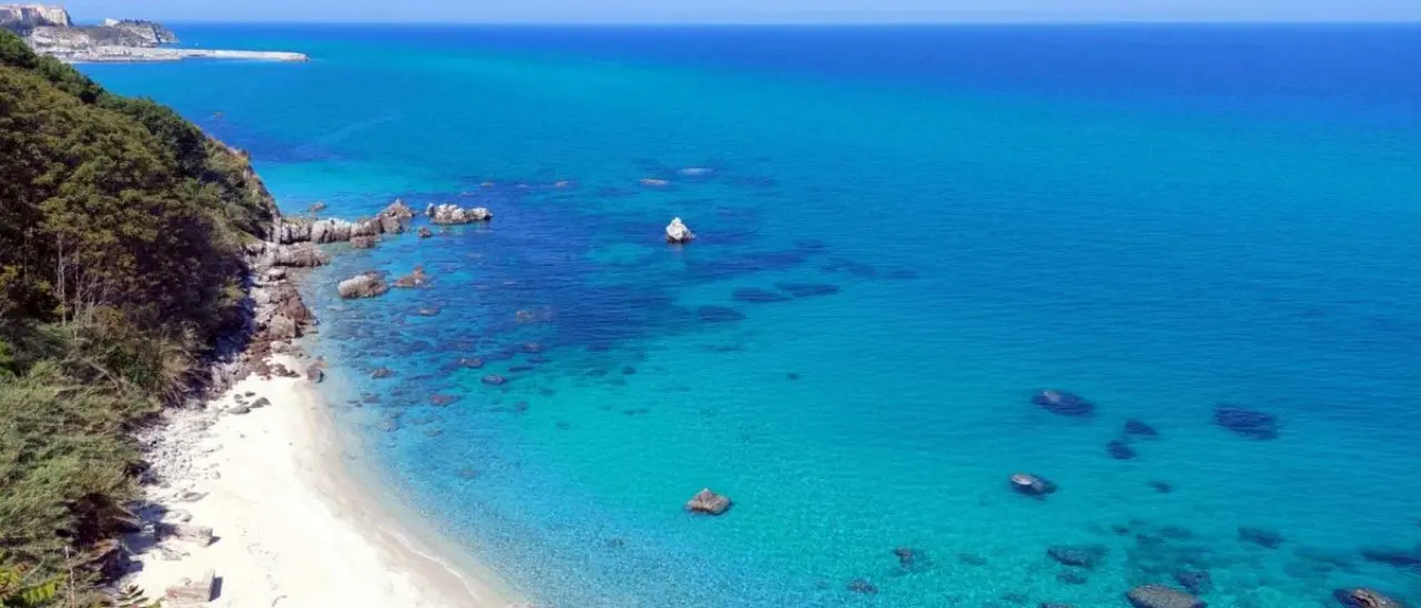 Premio \"Mare pulito - Bruno Giordano” 2025: tutto pronto a Parghelia per la VI edizione del prestigioso riconoscimento