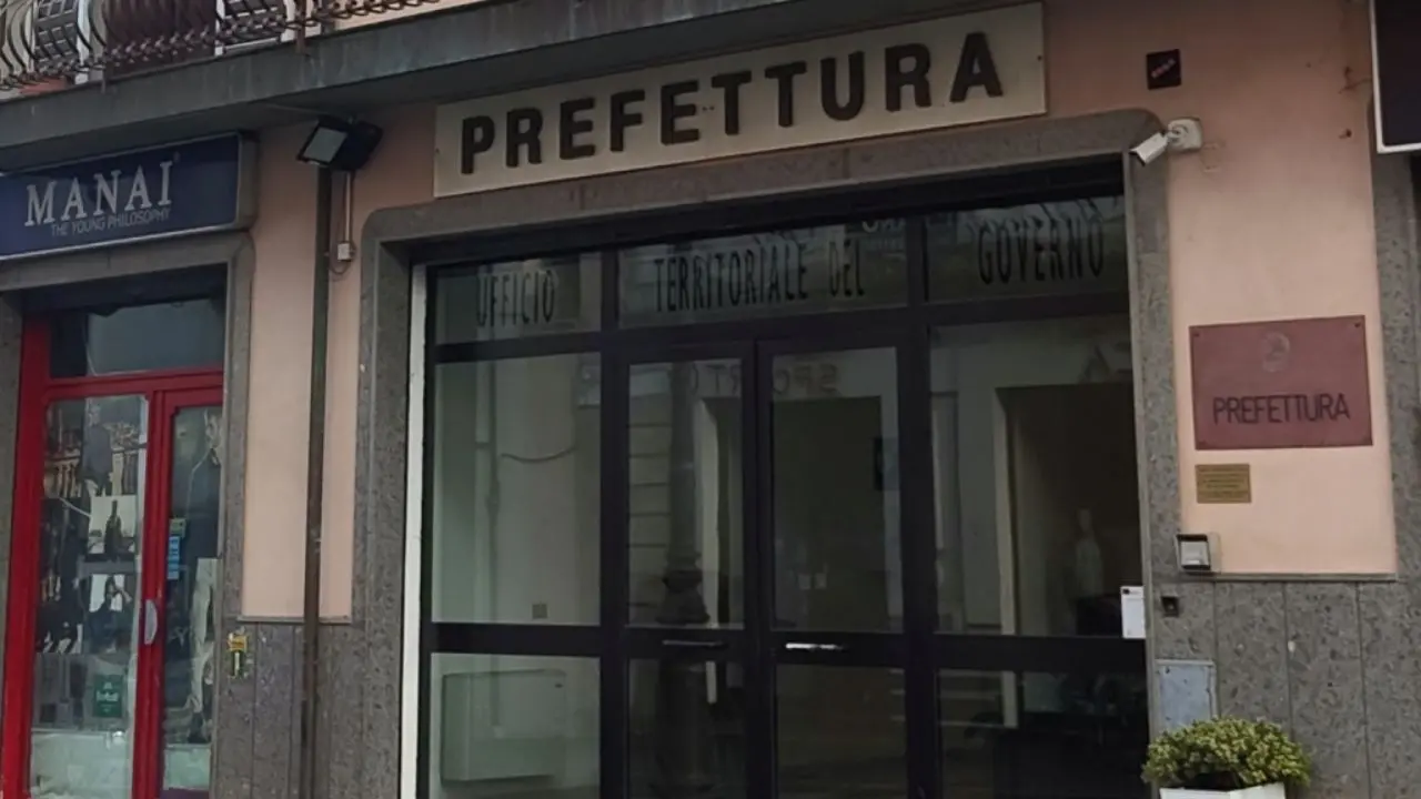 Commercio e lavoro regolare, la Prefettura di Vibo chiama a raccolta istituzioni e forze dell'ordine per una due giorni su legalità e sicurezza urbana