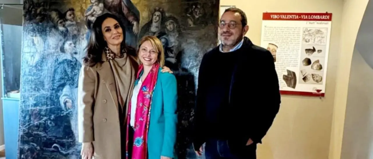 Soriano, Maria Grazia Cucinotta in visita al Polo Museale. La direttrice Preta: «Motivo di grande vanto attirare personalità di spicco»