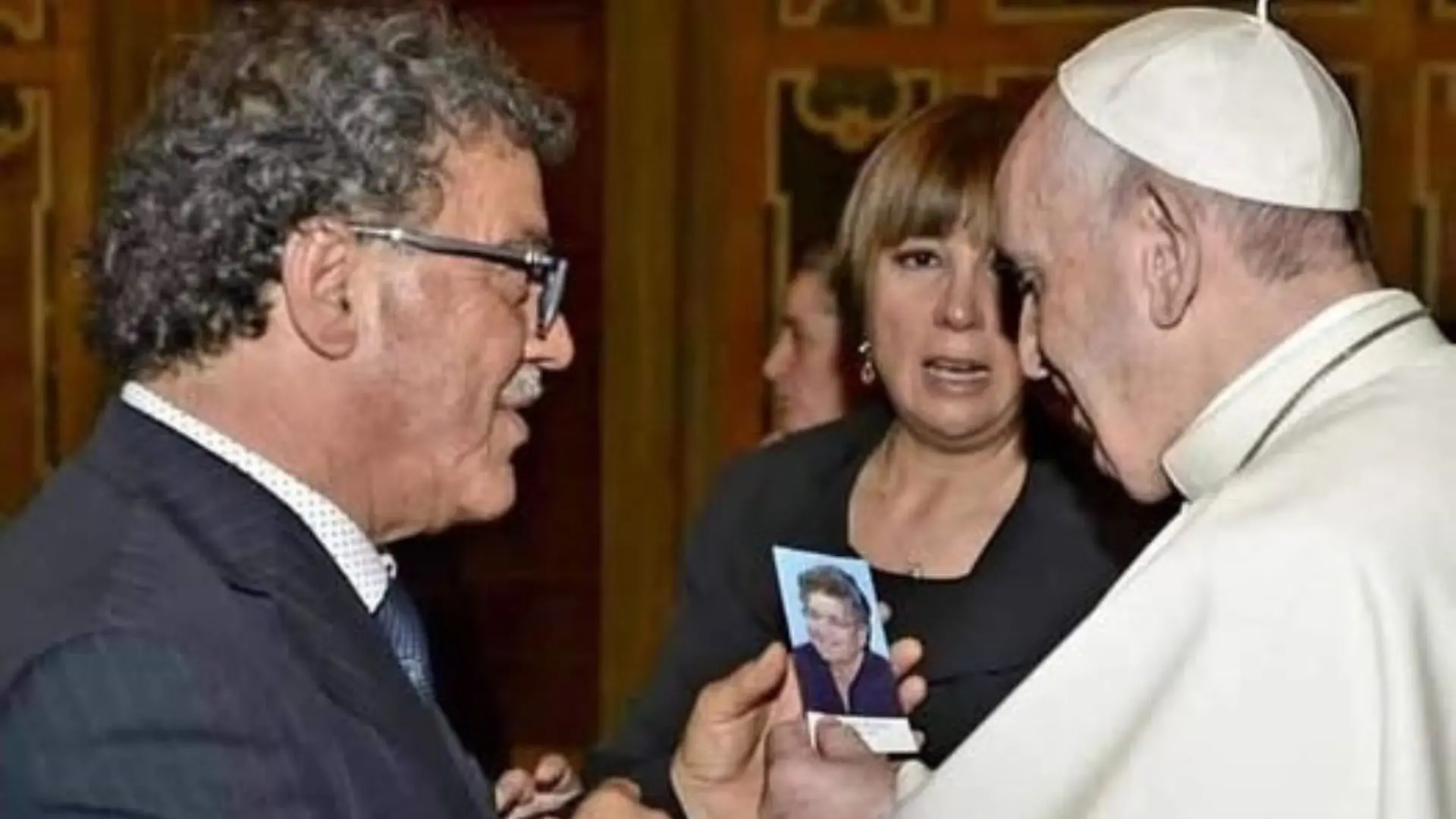 Quando papa Francesco incontrò Antonio il figlio \"monello\" di Natuzza Evolo che Padre Pio definì il «più buono e con il cuore grande»