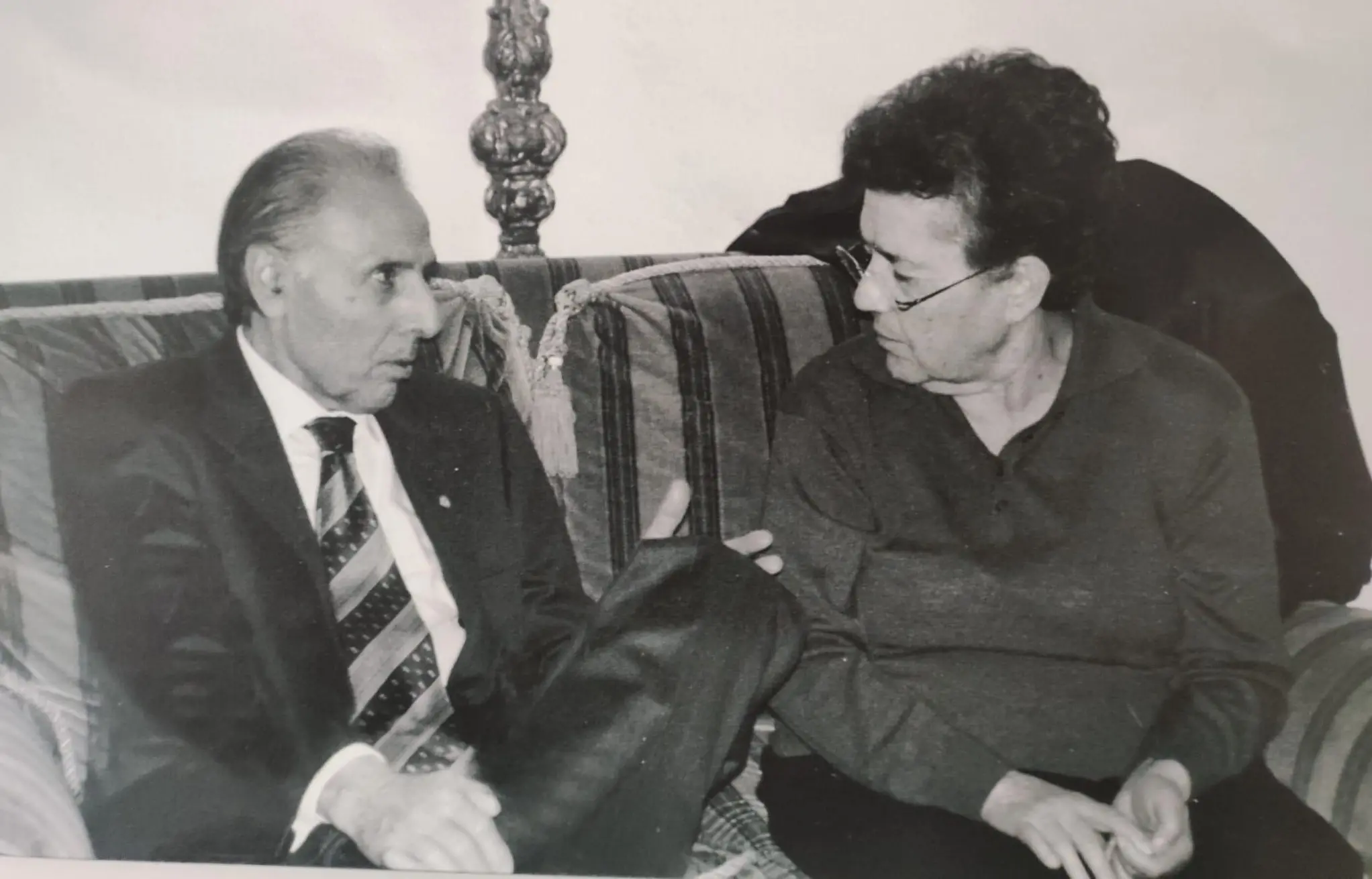 Natuzza, il legame con il professor Frontera e i tanti ricoveri nella sua clinica: «Ogni scelta della mistica era indirizzata dall'angelo»