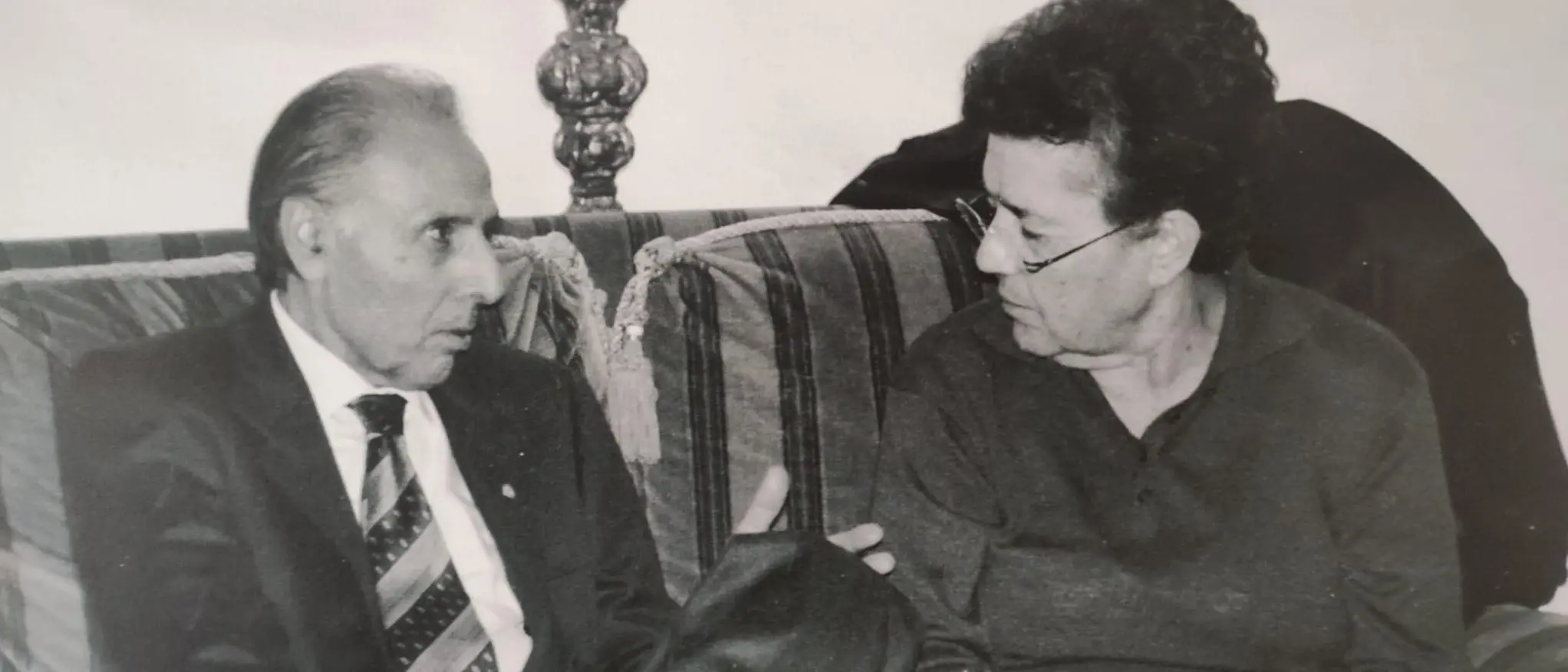 Natuzza, il legame con il professor Frontera e i tanti ricoveri nella sua clinica: «Ogni scelta della mistica era indirizzata dall'angelo»