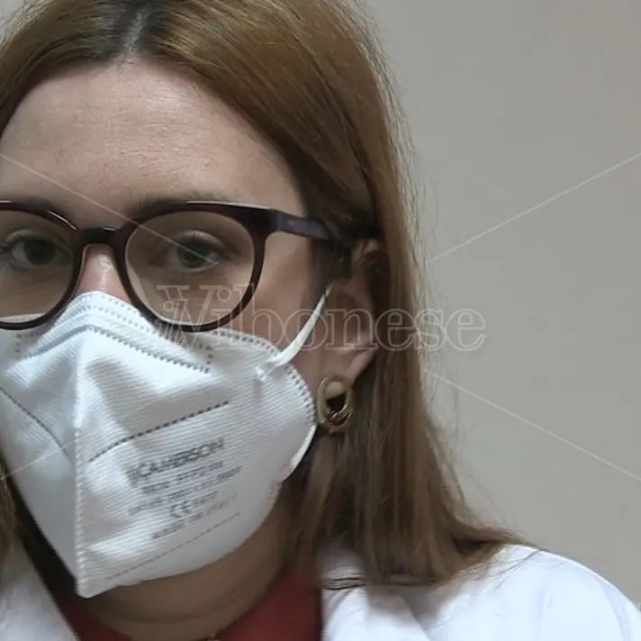 Cervelli in fuga sulla strada di casa: la storia di Paola, da Bruxelles alla sua Pizzo: «Voglio lavorare qui» - Video