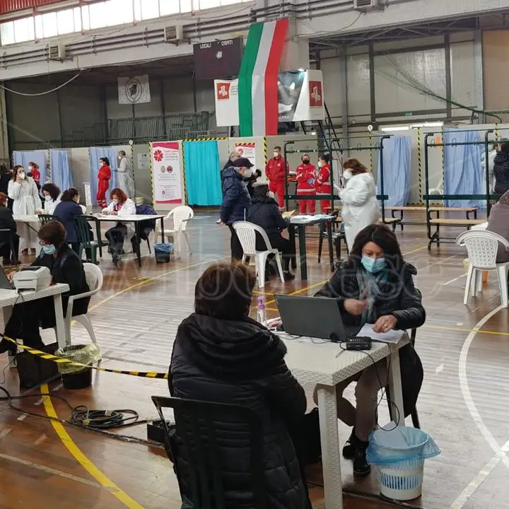 Vaccini anti-Covid, il vibonese accelera, 67mila le somministrazioni